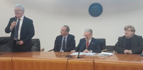 Tavolo relatori Morabito Zimbalatti Aluja Marino